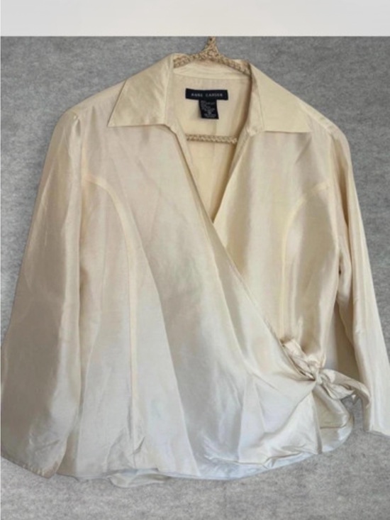 Anne Carson Jackets & Blazers - Anne Carson Cream Wrap Jacket